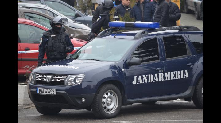 Jandarmii prahoveni vor asigura ordinea la procesiunile organizate in judet de Florii