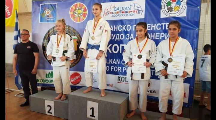 Judoka Vanessa Tolea, medalie de aur la Campionatele Balcanice "U15", de la Skopje!