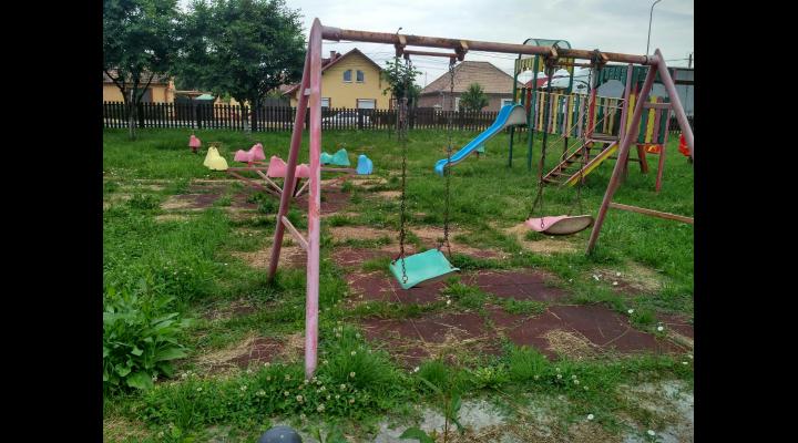 ANPC a verificat, în toată țara, respectarea prevederilor legale în exploatarea locurile de joacă pentru copii. Au fost gasite nereguli si in Prahova