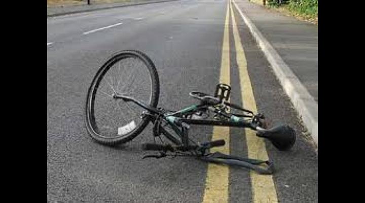 Accident rutier intre doi biciclisti de 14 ani,  la Dumbravesti. Ambii copii sunt transportati la spital