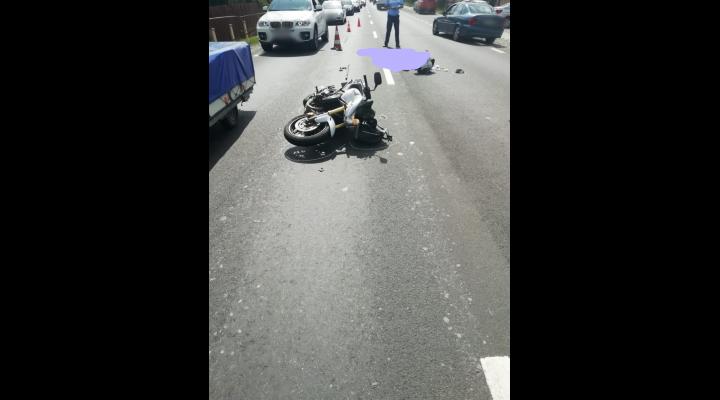 Un pieton a murit după ce a fost lovit de un motociclist, în Comarnic