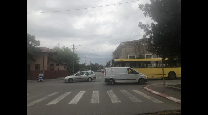 TCE Ploiești: traseu 5, deviat pe 14 septembrie
