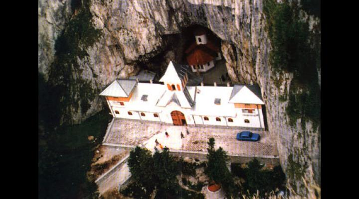 La Peștera Ialomiței se modifică programul de vizitare/Se trece la programul de iarnă