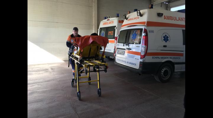 Un bărbat cu hipotermie severă, transportat la Spitalul Județean de Urgență Ploiești