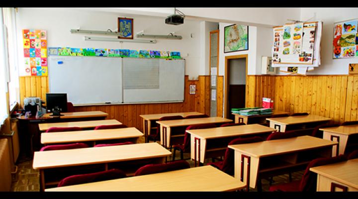 Precizările Ministerului Educatiei cu privire la posibilitatea de înghețare a anului școlar