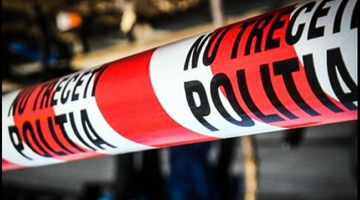 Tânăr, tăiat la gât din cauza unei datorii/Polițiștii prahoveni au demarat o anchetă