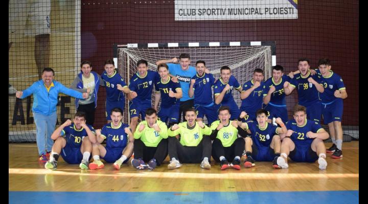 Echipa de handbal juniori 1 speră să aibă șansa de a lupta pentru titlul de campioană!