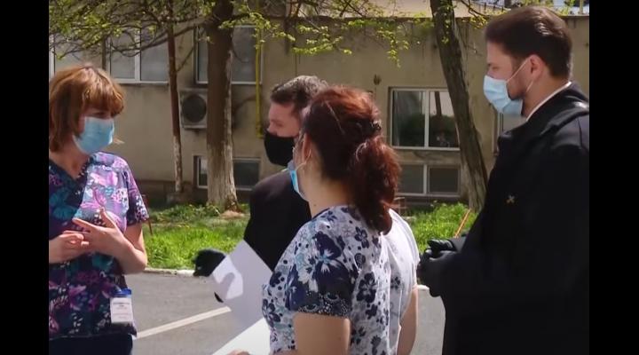Dispozitive de ventilare și asistare respiratorie, donate spitalelor din Ploiești și Câmpina de Arhiepiscopia Bucureștilor si Protopopiatele Ploiești Nord, Ploiești Sud si Câmpina- VIDEO
