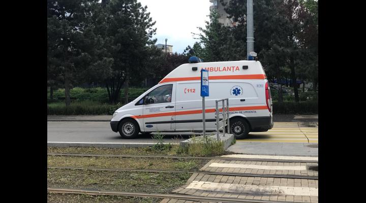 Accident grav la Cerașu/O femeie, pieton, a murit după ce a fost lovită de o mașină 