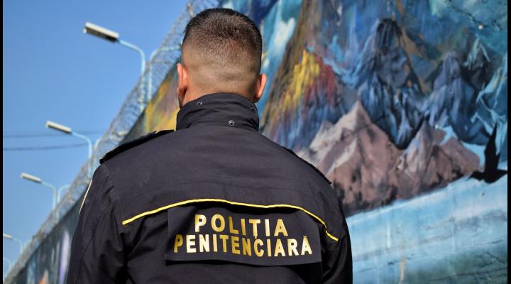 Posturi vacante de agent de poliție penitenciară și în Prahova