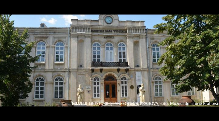 Ce cursuri  sunt organizate de  Muzeul Județean de Istorie și Arheologie Prahova și secțiile sale