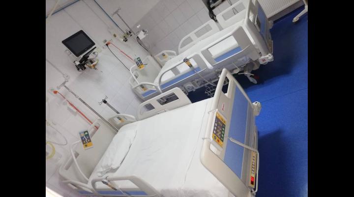 Paturi ATI noi pentru pacienții de la Spitalul Orășenesc Sinaia
