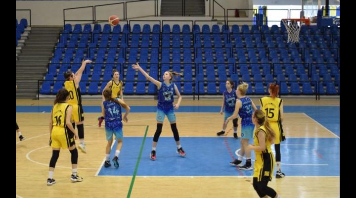 Patru victorii în "Olimpia" și echipa de baschet fete "U16" face calcule pentru Turneul Final!