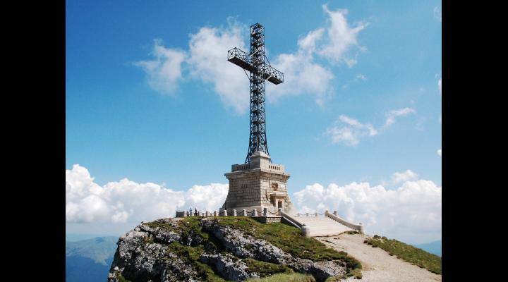 Crucea de pe Caraiman va fi restaurată cu bani din fonduri europene