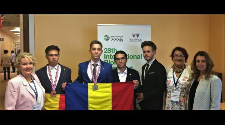Trei premii pentru lotul României la Olimpiada Internațională de Biologie 2017