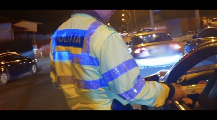 La volan, cu o alcoolemie de 1,36 mg/l alcool pur în aerul expirat la orele dimineții, pe strazile din Ploiesti