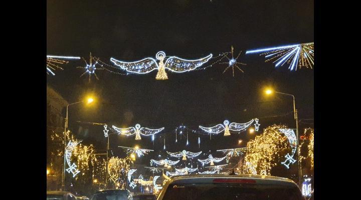 Iluminatul  festiv de sărbători va fi aprins în Ploiești marți, 30 noiembrie 2021