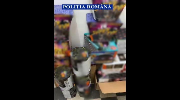 Peste 500 de kg de articole pirotehnice confiscate de polițiștii prahoveni