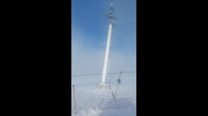 Un nou cod de vânt/În zona montană se anunță rafale de 110 km/h