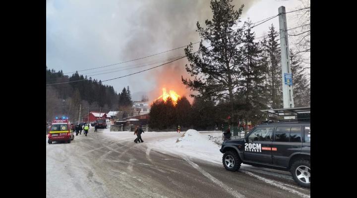 Incendiu la o casa din Cheia