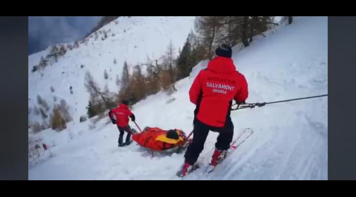 Doi tineri, accidentați grav în zona Zade, pe o porțiune off-piste 