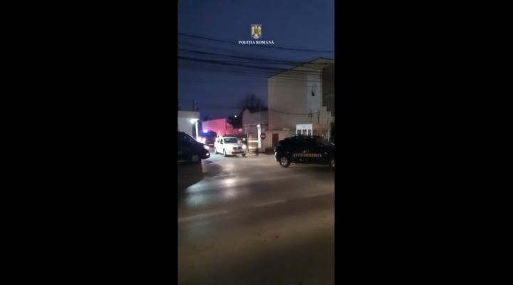 VIDEO: Percheziții la persoane bănuite de furt desfășurate în Ploiești și patru comune din județul Prahova