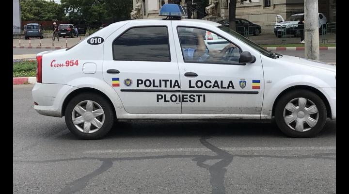 Un minor din Ploiești a fost prins cu un cuțit și un pistol asupra sa