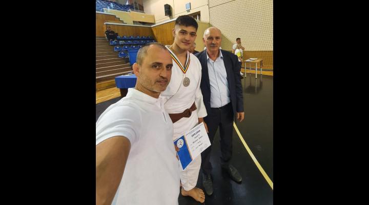 Judoka Rareş Arsenie, un nou titlu de vicecampion naţional de seniori!