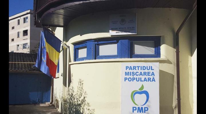 Deputatul PMP, Cătălina Bozianu, dă audiențe în noul sediu al partidului de la Câmpina 