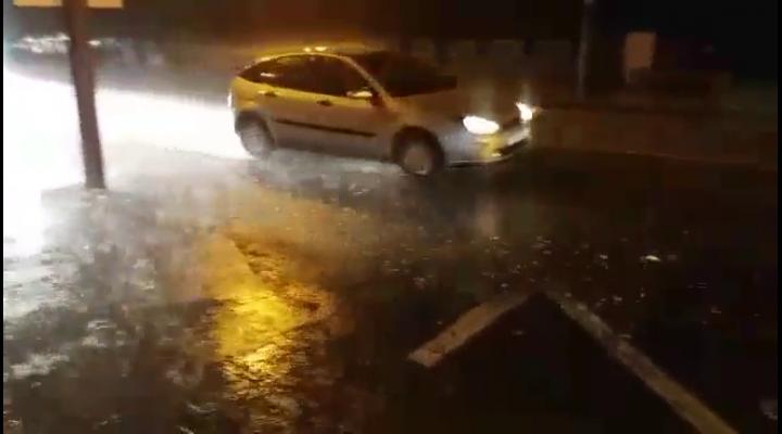 La Sinaia a început furtuna! VIDEO
