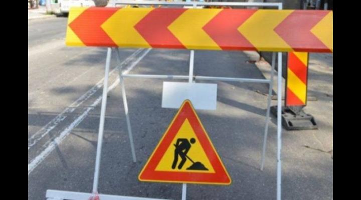 Trafic restrictionat pe DN1B, Blejoi din cauza unei avarii