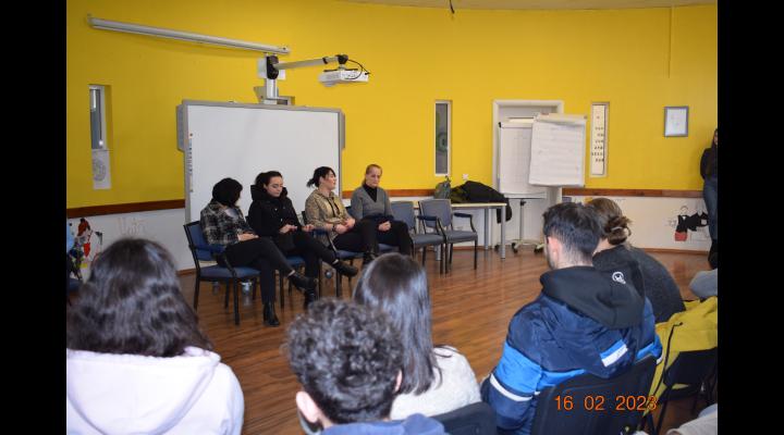 “Dincolo de gratii”, activitate organizată de Penitenciarul de Femei Ploiești – Târgșorul Nou în colaborare cu Organizația Umanitară CONCORDIA.