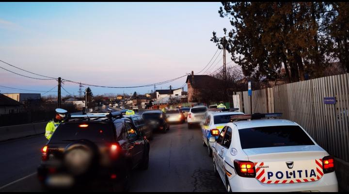 FOTO: Actiune fulger pe DN1 B a politistilor rutieri, marti dimineata