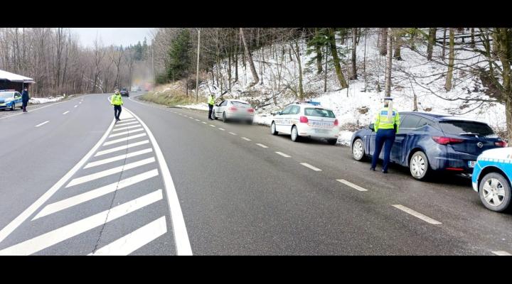 FOTO: Actiune fulger a politistilor pe DN1, zona Busteni