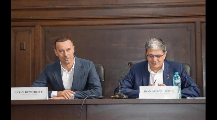 Iulian Dumitrescu, președinte PNL Prahova, i-a cerut Ministrului Investitiilor si Proiectelor Europene energie electrică gratuită în județ pentru școli, spitale, iluminat public, cămine culturale, muzee, biblioteci și primării 