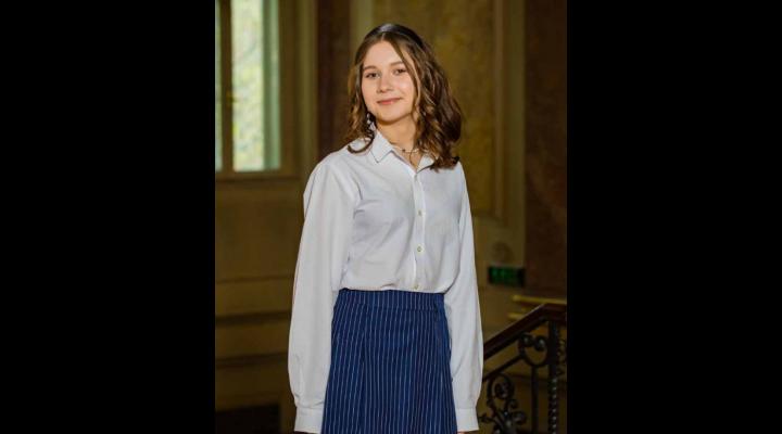 INTERVIU Elevi de 10/ Alexandra: ”Din clasa a șaptea mi-am dorit să iau nota 10 la Evaluarea Națională și am muncit foarte mult pentru a avea acest succes”