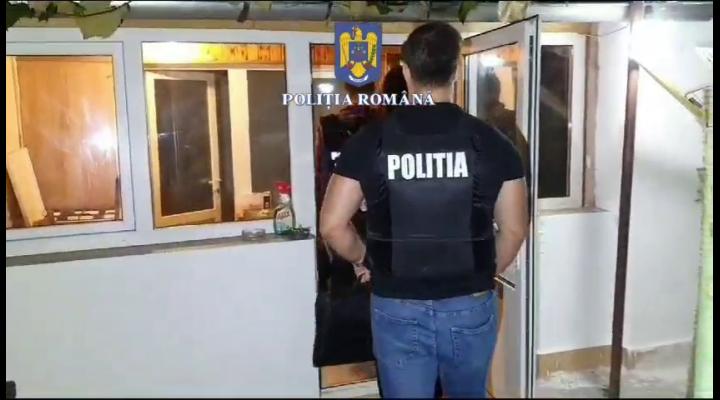 Percheziții în Prahova la persoane bănuite de evaziune fiscala/ Reprezentantul legal al unei societăți comerciale din Dumbrava ar fi înregistrat în evidența contabilă mai multe facturi fictive