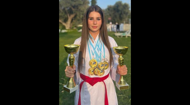O elevă a Colegiului Militar  Breaza, aur la Campionatul Mondial de Karate
