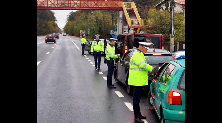 Acțiune rutieră pe DN 1, în aceste momente, pe raza comunei Puchenii Mari - FOTO