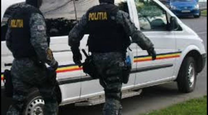 Bărbat din Prahova, acuzat de viol, agresiune sexuală, rele tratamente aplicate propriilor copii și violență în familie