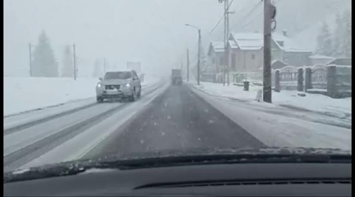 Au revenit ninsorile în zona de munte a județului Prahova-FOTO