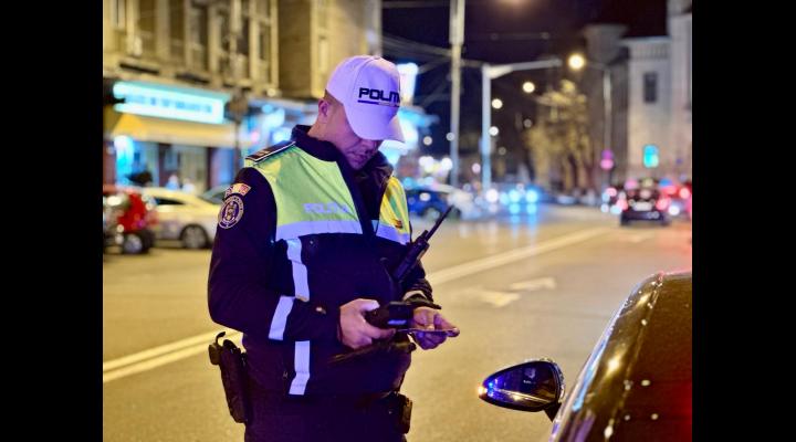Actiune cu forțe mărite în județul Prahova, noaptea trecută/Peste 860 de testari cu aparatele etilotest și drugtest-VIDEO