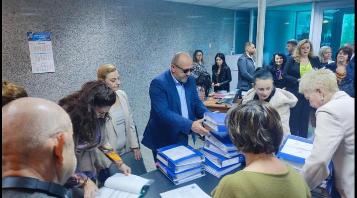 Alianța Dreapta Unită a depus dosarele de candidatură la Primăria și Consiliul Local Ploiești