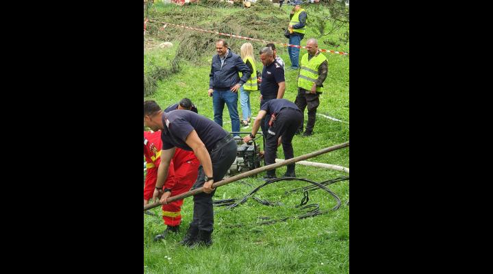 De astăzi se fac foraje la Slănic, în zona afectată de pe strada 23 August