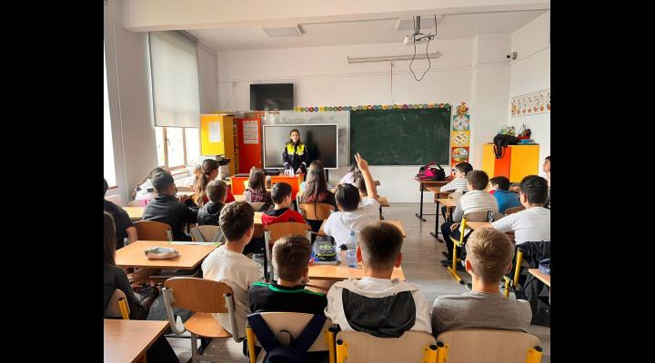 Acțiuni educativ- preventive în cadrul evenimentului  „Săptămâna Școală în Siguranță”