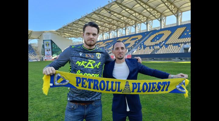 Oficial/Oscar Linner a semnat cu FC Petrolul Ploiești!