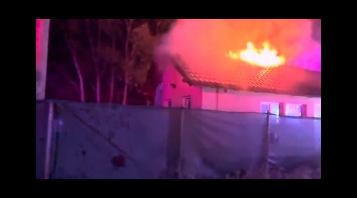 Incendiu la o casă din Vălenii de Munte 