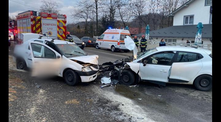 Accident in Ogretin/Patru persoane au fost ranite