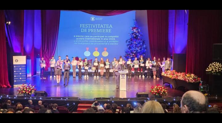 Colegiul Național ”Mihai Viteazul” Ploiesti, premiat de Ministerul Educației