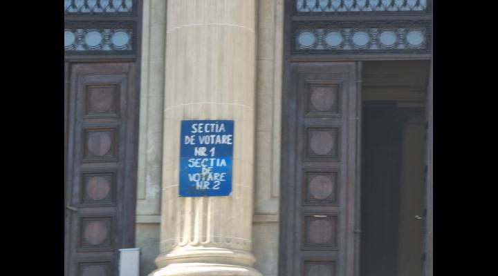 Suspiciuni de fraudă electorală la secția de votare nr. 1 din Ploiești/ Poliția a deschis un dosar penal
